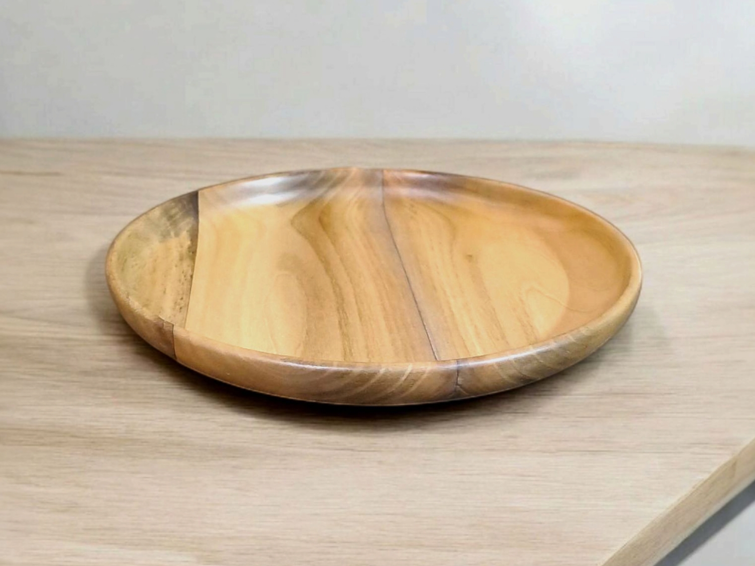 بشقاب چوبی بزرگ